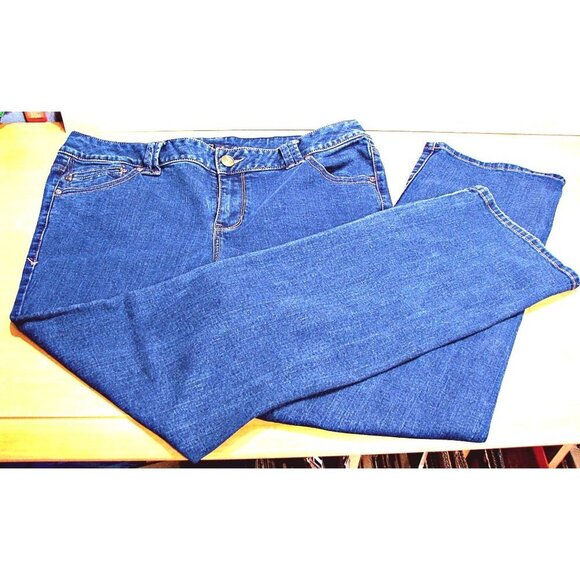 Lane Bryant Straight Fit Slim Bootcut Genius Fit Jeans Medium Wash Size 20 Avera - Picture 1 of 12